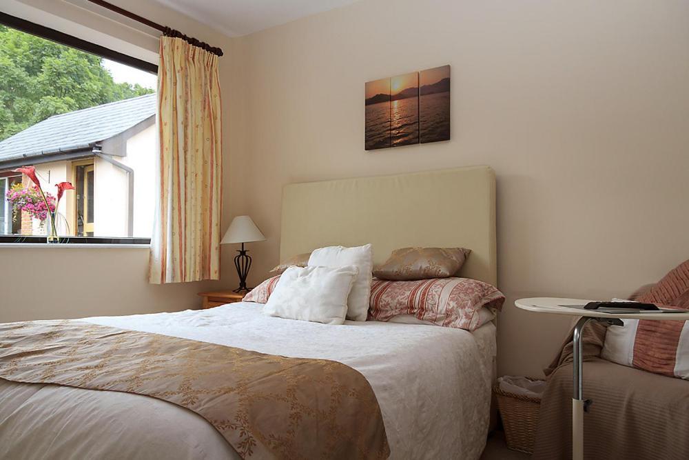 Woodview Lodge B&B Breaffy 部屋 写真
